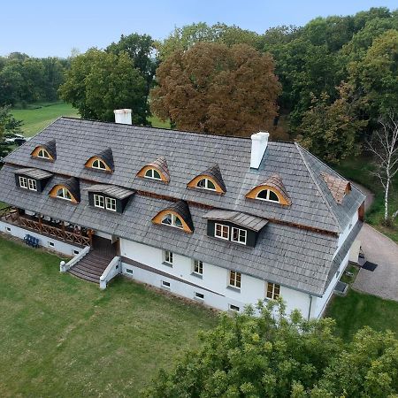 Bed and Breakfast Dwor Strzyzew Zelazowa Wola Exterior foto