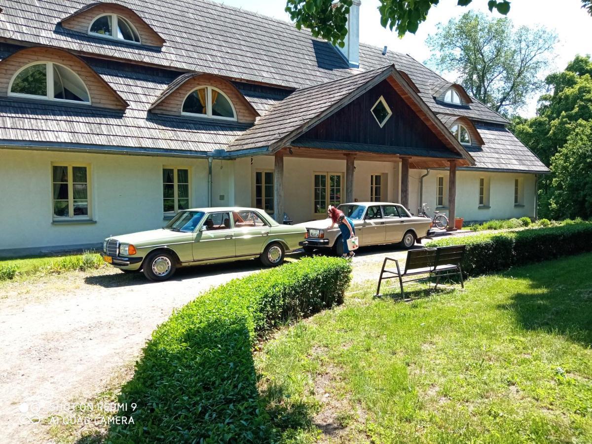 Bed and Breakfast Dwor Strzyzew Zelazowa Wola Exterior foto