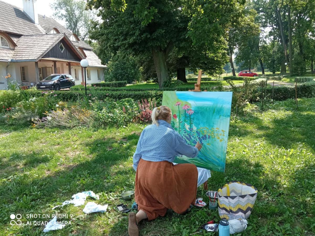 Bed and Breakfast Dwor Strzyzew Zelazowa Wola Exterior foto