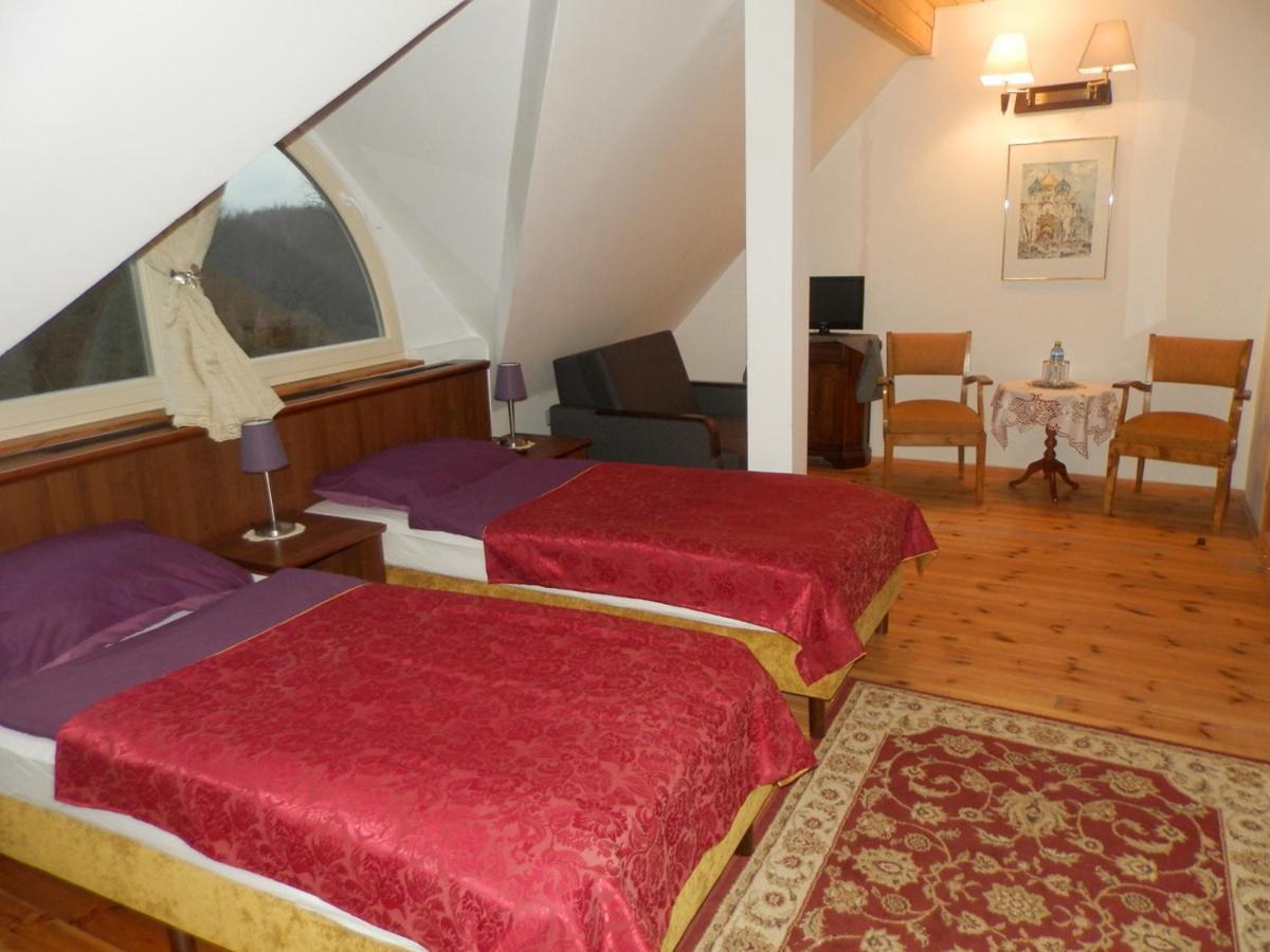 Bed and Breakfast Dwor Strzyzew Zelazowa Wola Exterior foto